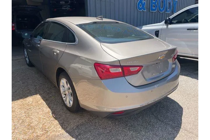 $21995 : Chevrolet Malibu 2025 LT 4dr image 9