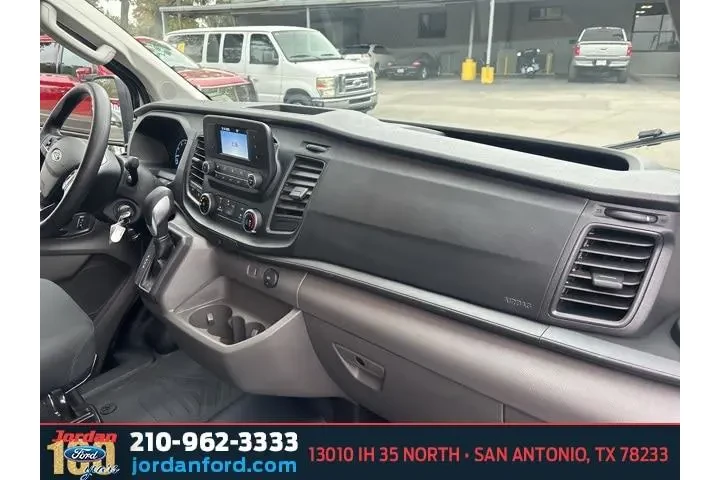 $32652 : Ford Transit 2024 250 3dr LW image 7