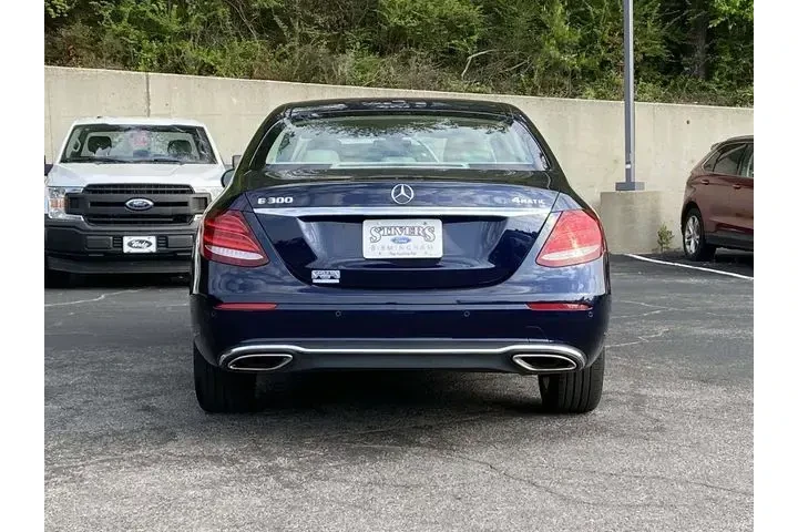 $19490 : Mercedes-Benz E-Class 2017 A image 5