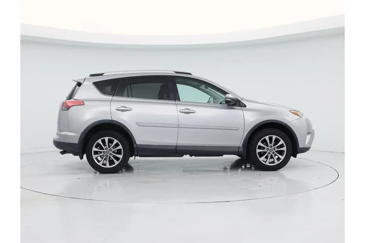 $20998 : Toyota RAV4 2016 AWD Limited image 7