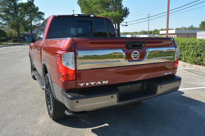 2018 Titan Platinum Reserve image 9