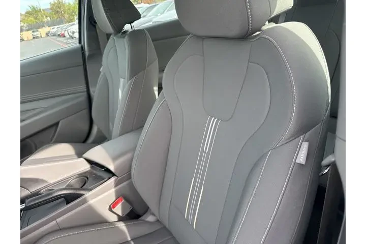 $21900 : Hyundai ELANTRA 2025 SEL Spo image 6