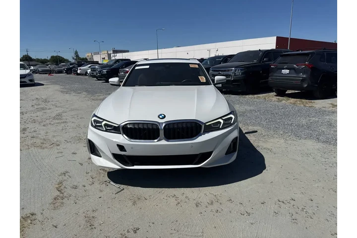 $30399 : BMW 3 Series 2023 330i 4dr S image 3