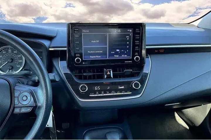 $17991 : Toyota Corolla 2022 LE 4dr S image 9