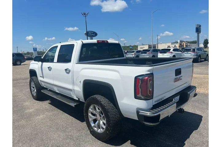 $22985 : GMC Sierra 1500 2018 4x4 SLT image 8
