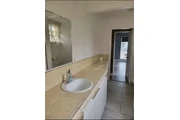 $3380 : RENTO CASA Figueroa/69St thumbnail