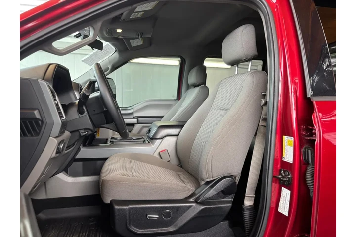 2017 F-250 XLT Crew Cab 4WD image 7