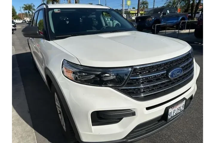 $31775 : Ford Explorer 2023 XLT 4dr S image 1