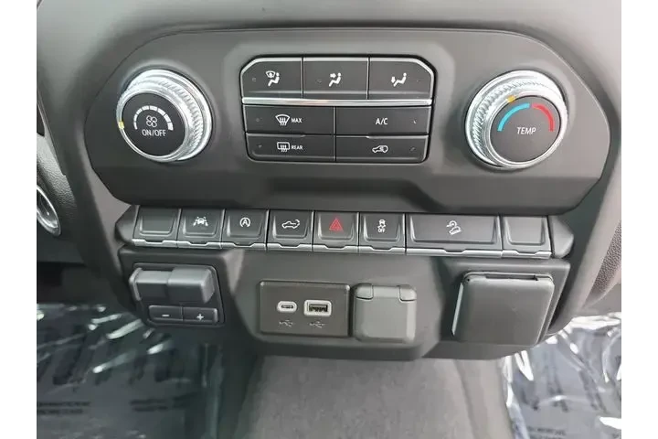 $39961 : GMC Sierra 1500 2024 4x4 Pro image 4