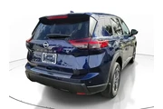 $28691 : Nissan Rogue 2026 SV 4dr Cro thumbnail