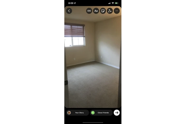 $650 : Se renta recamara pacoima image 2