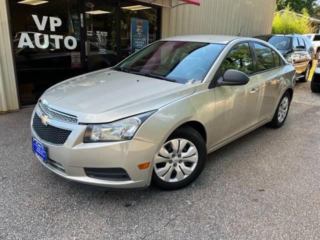 $7999 : 2014 Cruze LS Auto image 3