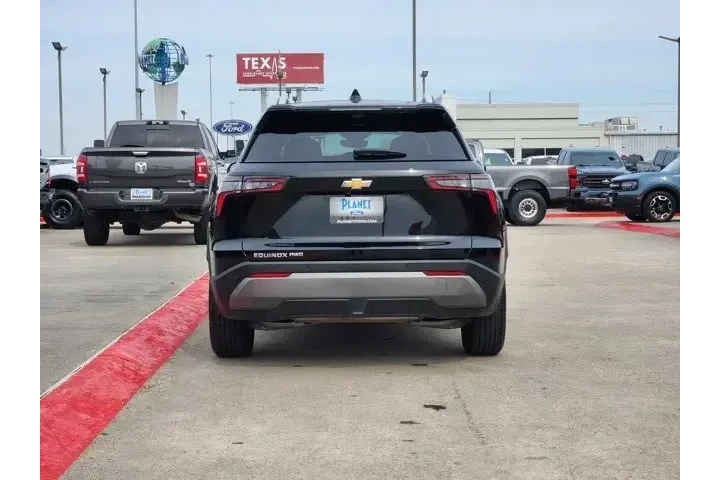 $27913 : Chevrolet Equinox 2025 4x4 L image 6