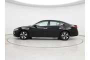 $13998 : Nissan Altima 2021 2.5 SV 4d thumbnail
