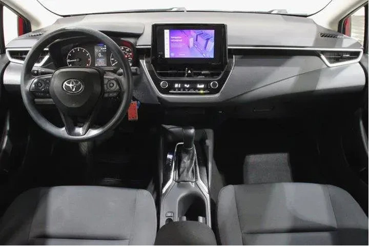 $20998 : Toyota Corolla 2023 LE 4dr S image 2