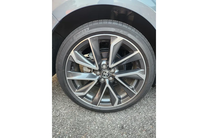 $11000 : 2020 Corolla SE image 10