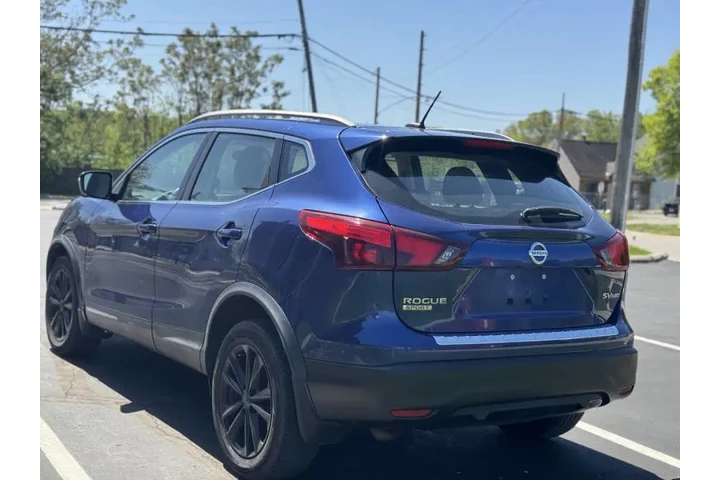 $7999 : 2017 Rogue Sport SV image 7