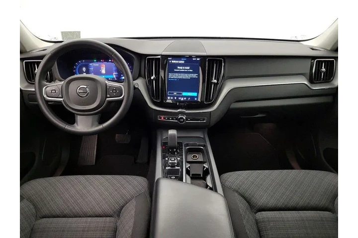 $28998 : Volvo XC60 2024 AWD B5 Core image 9