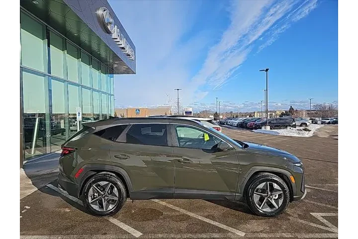 $25988 : Hyundai TUCSON 2025 SEL 4dr image 6