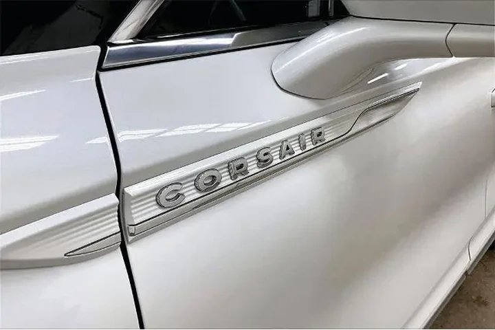 $32900 : Lincoln Corsair 2022 AWD Res image 8