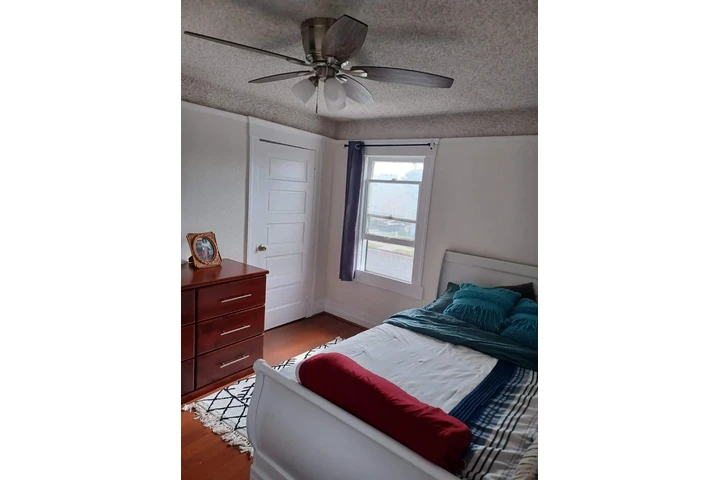 $950 : Rento Cuarto en Los Angeles image 1