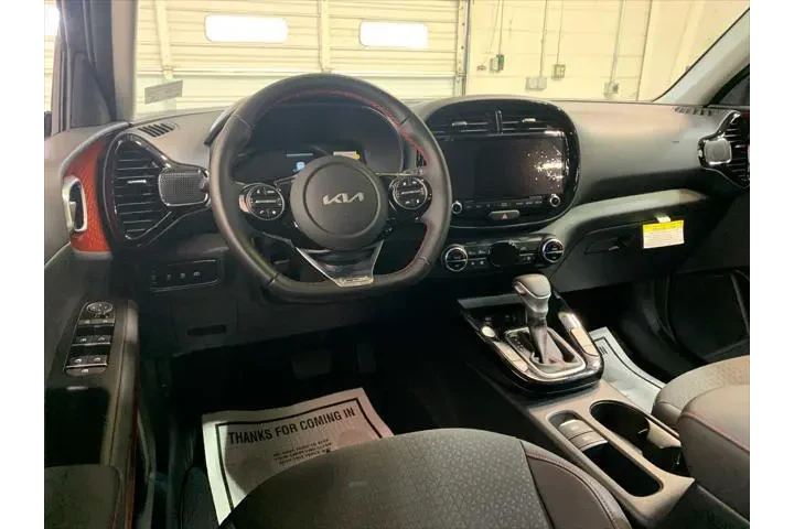 $24989 : Kia Soul 2025 GT-Line 4dr Cr image 4