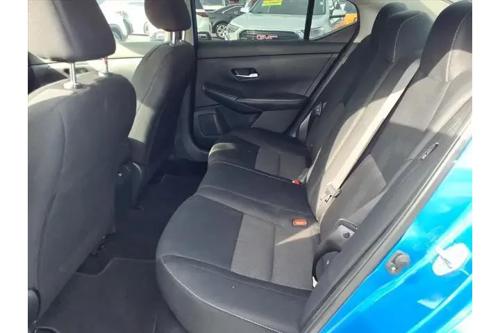 $19988 : Nissan Sentra 2023 SV 4dr Se image 10