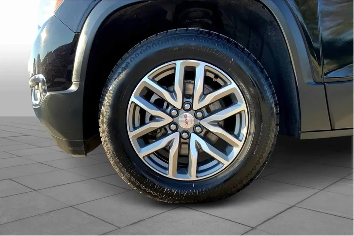 $16478 : GMC Acadia 2019 SLE-2 4dr SU image 10