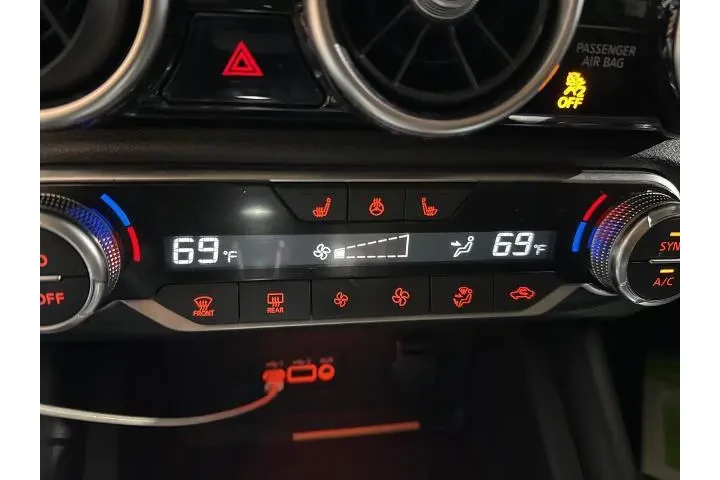 $18403 : Nissan Sentra 2023 SR 4dr Se image 8