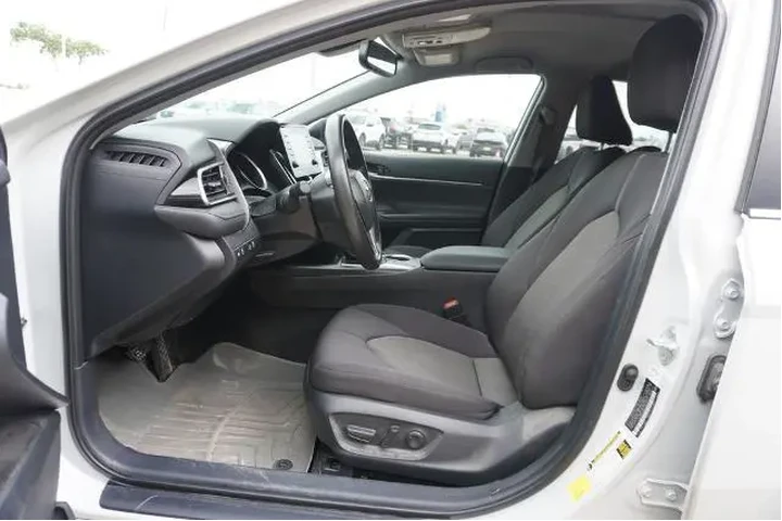 $23725 : Toyota Camry 2023 LE 4dr Sed image 7