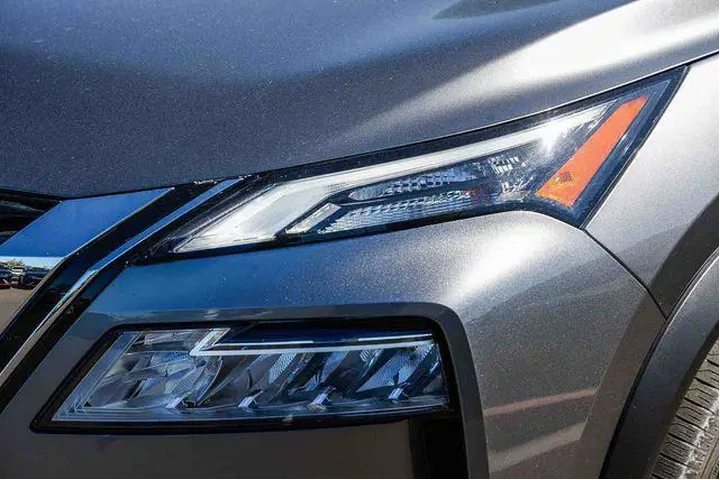 $21991 : Nissan Rogue 2023 SV 4dr Cro image 8