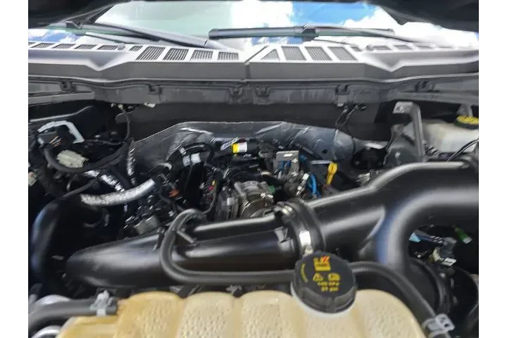 $37898 : Ford F-150 2023 4x4 Lariat 4 image 9