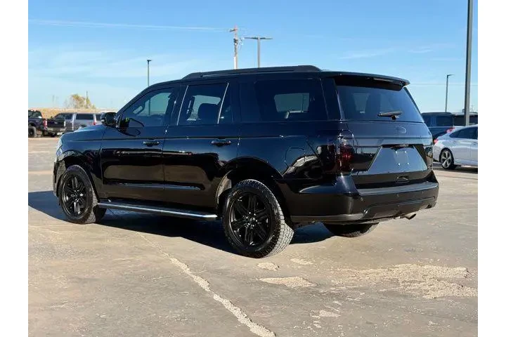 $34419 : Ford Expedition 2020 4x4 XLT image 4