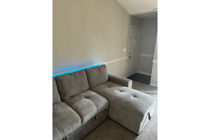 $1100 : Furniture (like new) image 7