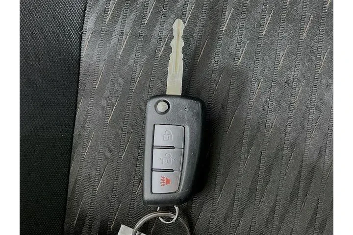 $11975 : Nissan Rogue 2017 AWD S 4dr image 8