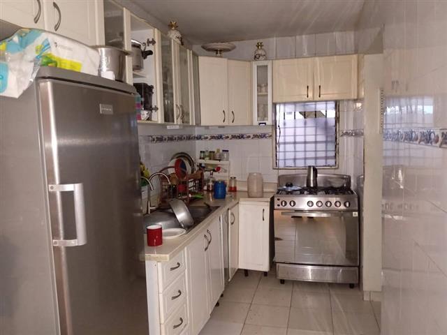 $4800000 : VENDO APTO EN VISTA HERMOSA image 2