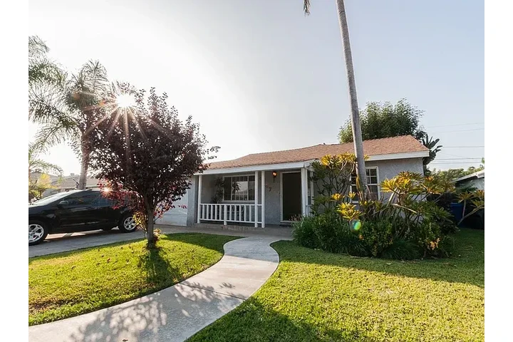 $1500 : ¡Situada en un barrio tranquil image 1