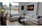 Vendo preciosa y enorme casa en Quito