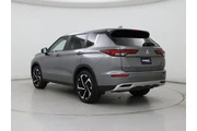 $25998 : Mitsubishi Outlander 2022 AW thumbnail