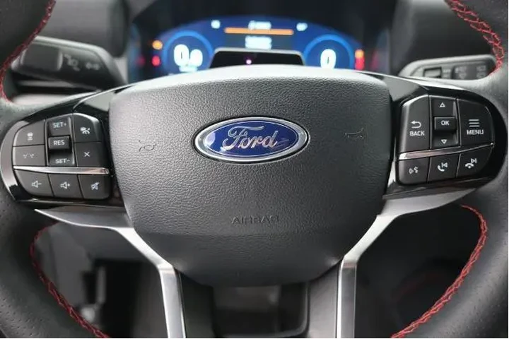 $39673 : Ford Explorer 2025 ST-Line 4 image 10