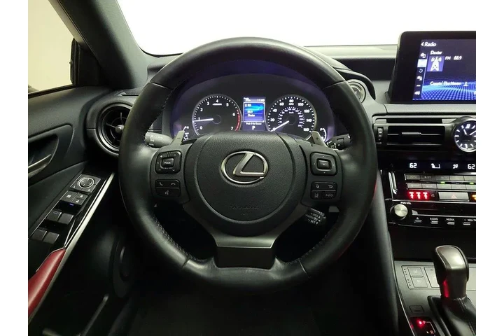 $36998 : Lexus IS 300 2024 4dr Sedan image 10