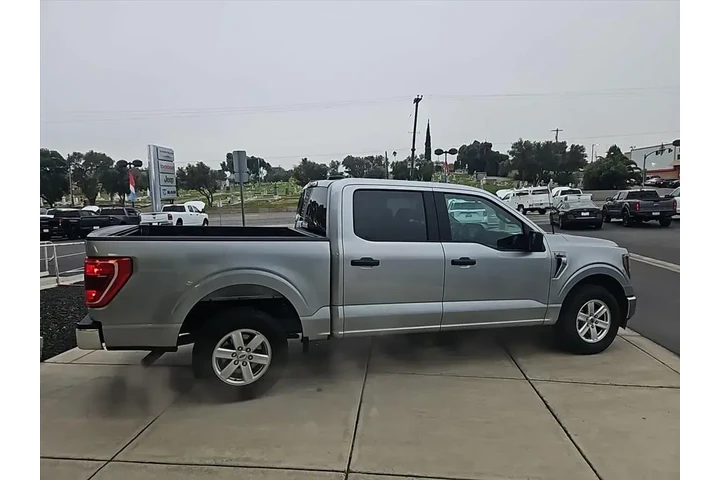 $32988 : Ford F-150 2023 4x2 XL 4dr S image 6