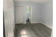 $1300 : Apartamento Nuevo En Miami thumbnail
