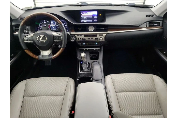 $26998 : Lexus ES 350 2017 4dr Sedan image 9