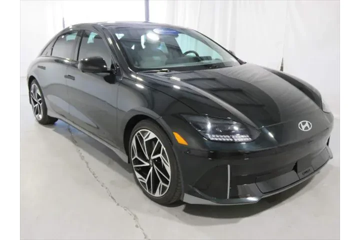 $29990 : Hyundai IONIQ 6 2024 Limited image 3