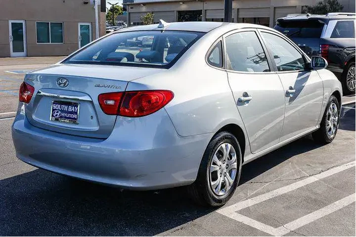 $6299 : Hyundai ELANTRA 2010 GLS 4dr image 6
