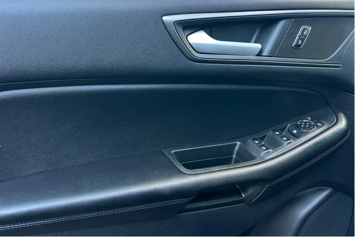 $21900 : Ford Edge 2022 AWD SE 4dr Cr image 10