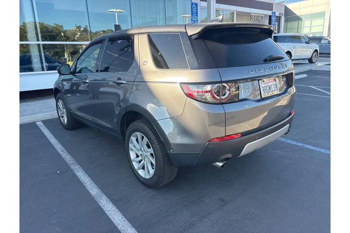 $15900 : Land Rover Discovery Sport 2 image 5