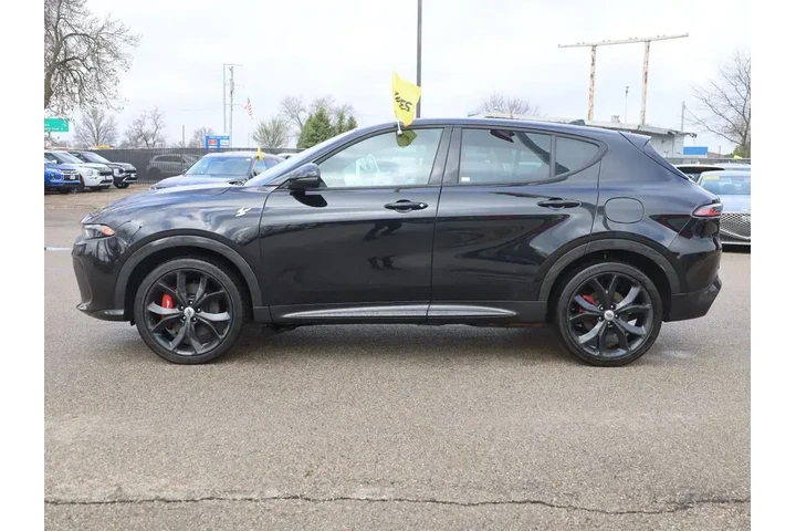 $25377 : Dodge Hornet 2024 AWD R/T Pl image 6