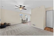 $700 : Rental property with 2 bedro thumbnail